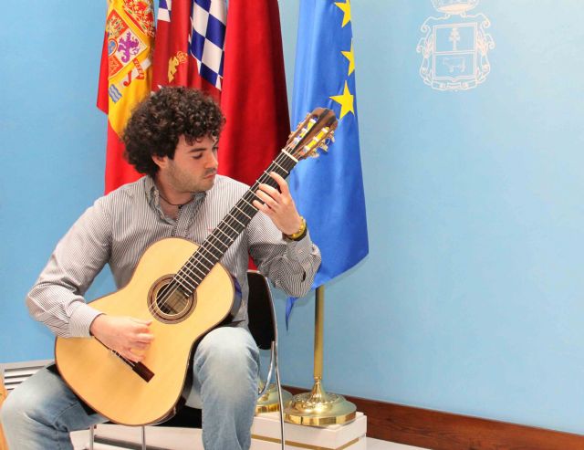 El guitarrista caravaqueño Jesús Ortega recibe el Premio de Enseñanza Artística del Ministerio de Cultura