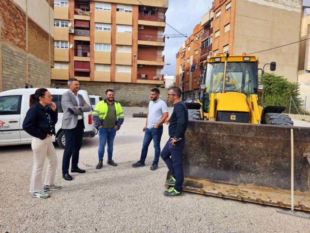 El Ayuntamiento de Caravaca arrenda y acondiciona un espacio de más de mil metros cuadrados en la calle Almazarica como zona de aparcamiento