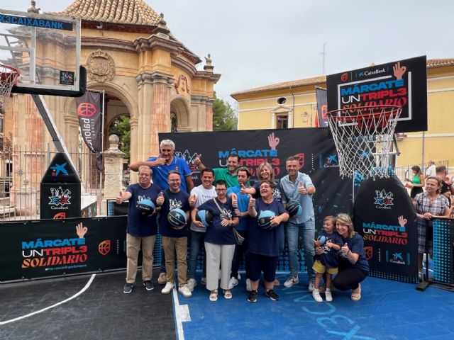 Gran jornada de baloncesto en Caravaca de la Cruz con el Plaza 3x3 CaixaBank