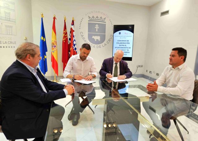 El Ayuntamiento de Caravaca y Hospital Ribera firman un convenio