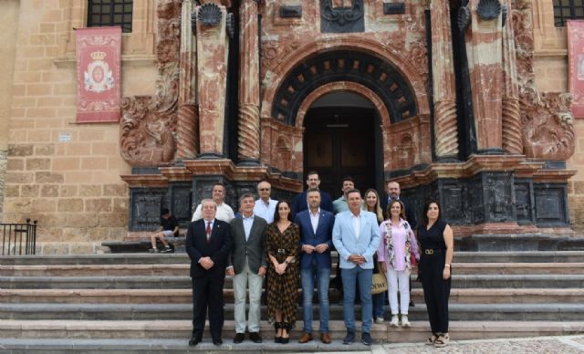 La junta directiva de Amefmur se reúne en Caravaca de la Cruz con motivo del Año Jubilar